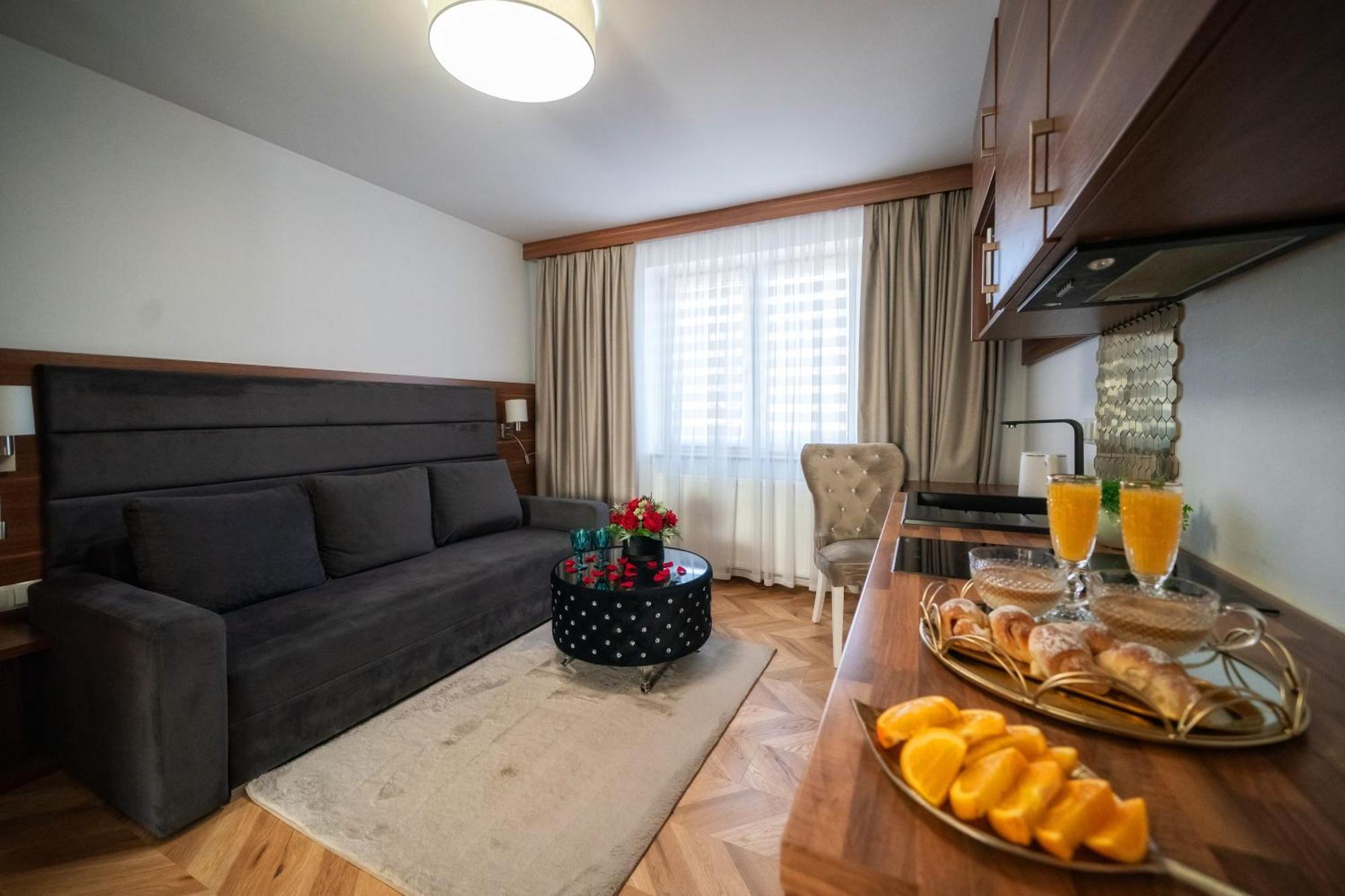 Gorski Resort Lux Apartments Jacuzzi & Sauna ポロニン エクステリア 写真